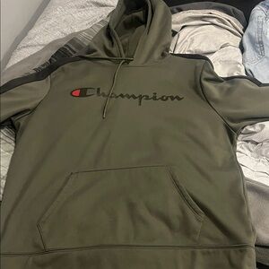 Champion Dark Olive Hoodie/ new